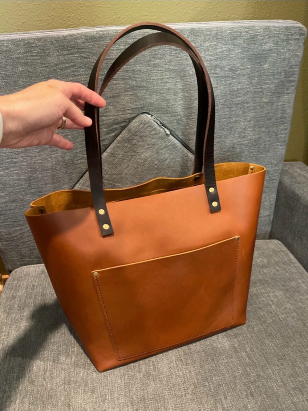 NWoT Portland Leather Goods (PLG) - Classic Leather Tote - LARGE - “Honey”